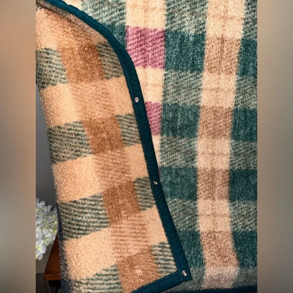 Vtg Biederlack of America Cuddle Wrap Blanket Plaid Zipper Snaps USA OG Snuggie